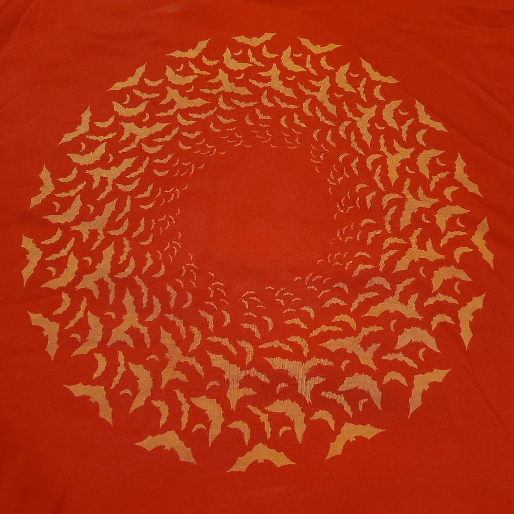 Bleach shirt bats large adult